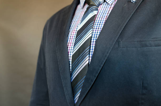 istock Business man in suit ready for meeting 866103980