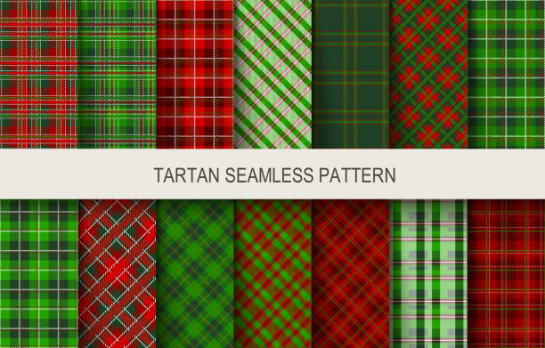 ilustraciones, imágenes clip art, dibujos animados e iconos de stock de navidad tartan patrones de colores rojo y sonrisa. - plaid textile christmas pattern