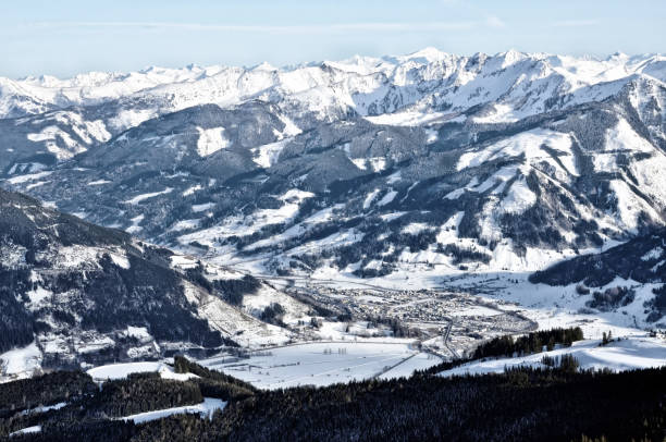ski-resort in den alpen - 16712 stock-fotos und bilder