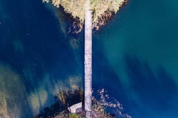 istock Autumn at the lake 866158278