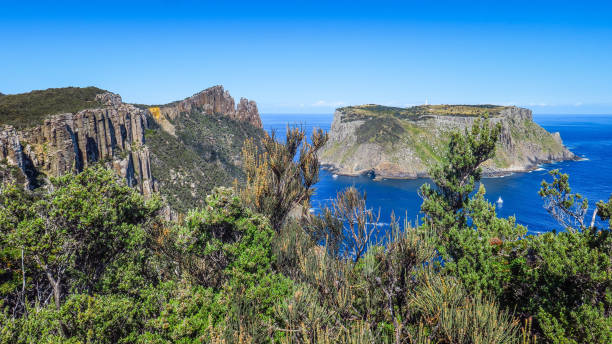 istock Hiking the Cape Pillar in Tasmania 866243778