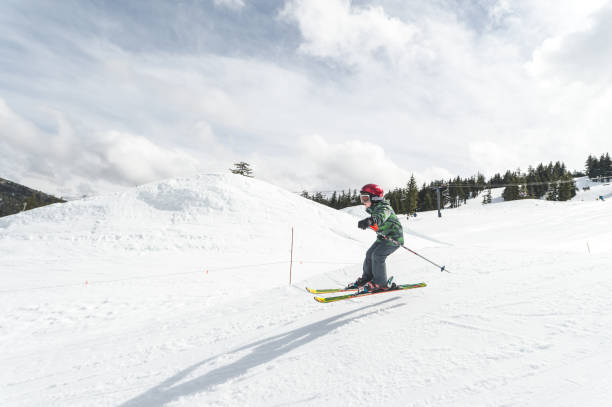 istock Family Skiing Holiday! 866407120