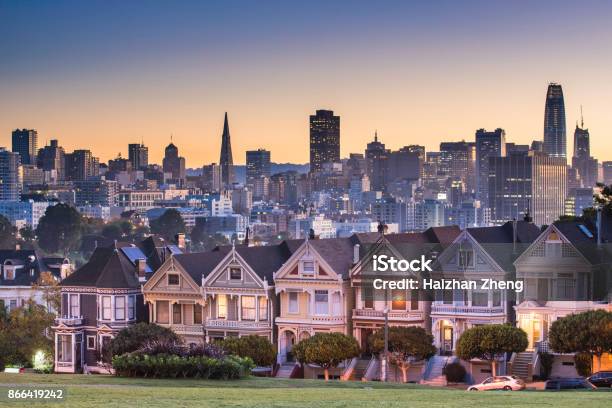 Alamo Square And Painted Ladies With San Francisco Skyline Stock Photo - Download Image Now