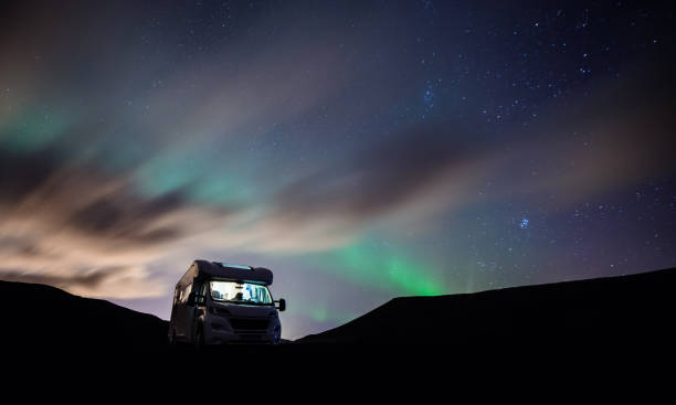 オーロラ ハンター - aurora borealis iceland aurora polaris astronomy ストックフォトと画像
