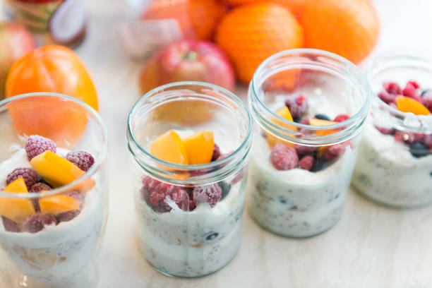 Here you can see upcycled old glases for use of a powerful breakfast of fresh fruits and quark