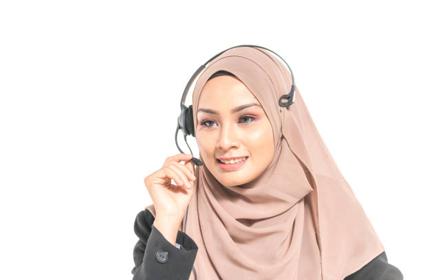 istock Pretty veiled teenager 866506566