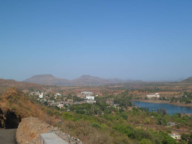 istock View from hill of city 866512752