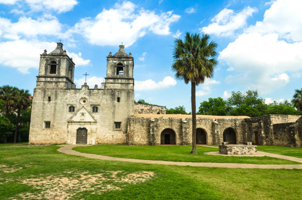 istock Mission Concepcion in San Antonio, Texas 866547874