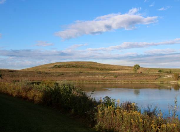 istock Lake of the Park 866574394