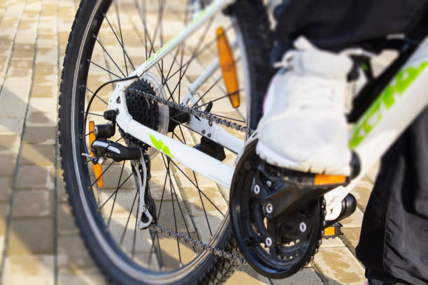 istock Selective focus of Bicycle gears and rear derailleur 866578708