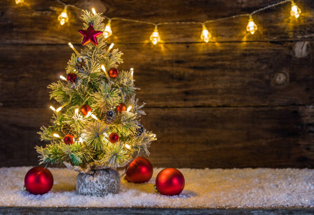 istock Christmas tree with red ornaments and lights 866612652