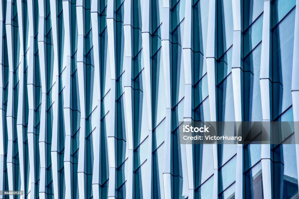 Arquitetura abstrata, um edifício de escritório moderno - Foto de stock de Arquitetura royalty-free