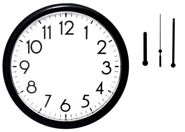 czarny zegar ścienny. odizolowane na białym tle. - clock wall clock face clock hand zdjęcia i obrazy z banku zdjęć
