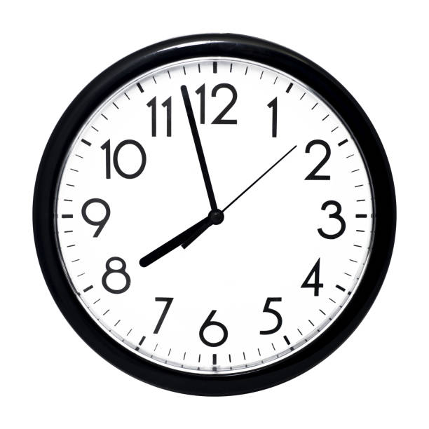 biały zegar ścienny. odizolowane na białym tle. - clock wall clock face clock hand zdjęcia i obrazy z banku zdjęć