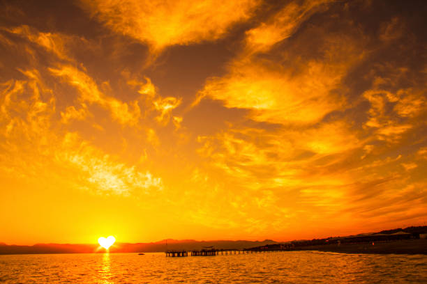 istock Beautiful sunrise over the sea 866699164
