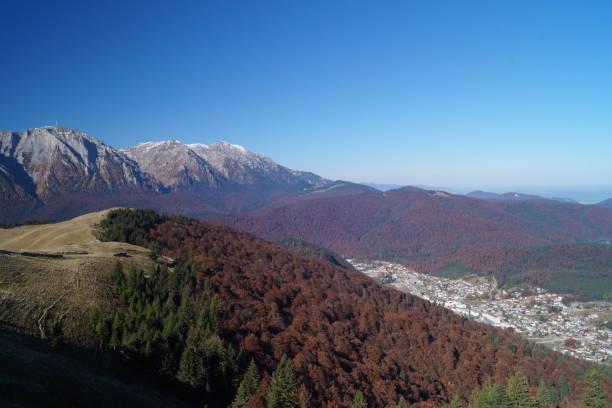 istock View from the Baiului Mountains, Romania 866718914
