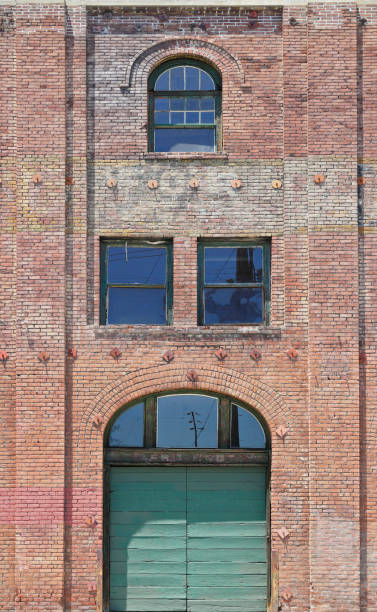 istock Abandoned Building - Los Angeles 866816966