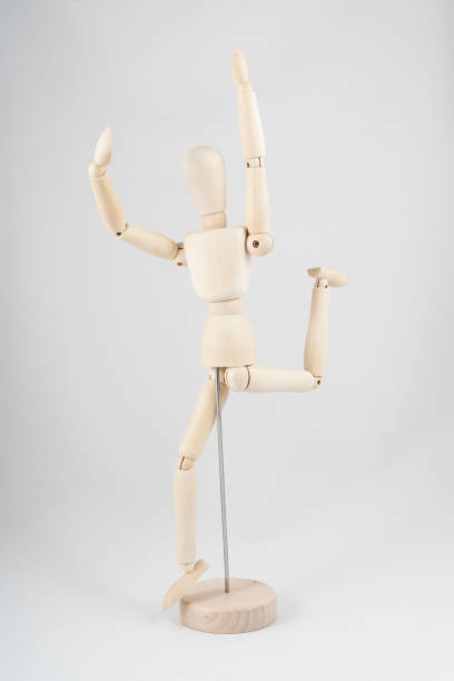 istock in wooden mannequin 866867688