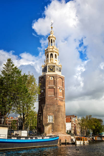 амстердам - montelbaan tower стоковые фото и изображения