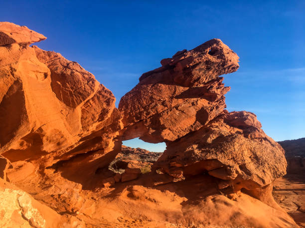 istock Sandstone Arch. Valley of Fire State Park 867189742