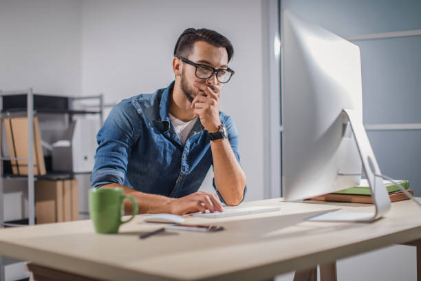 istock Busy young businessman 867216322