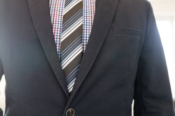 istock Business man in suit ready for meeting 867293898