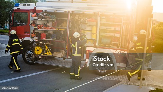istock Fire engine 867321876