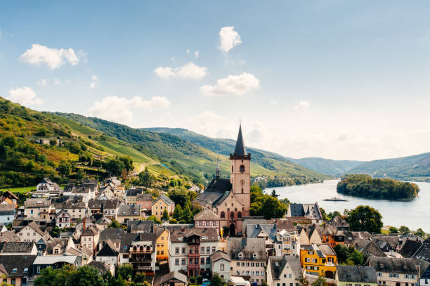 lorch in germany - rio reno imagens e fotografias de stock