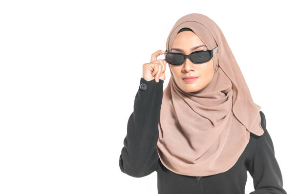 istock Veiled teenager 867339040