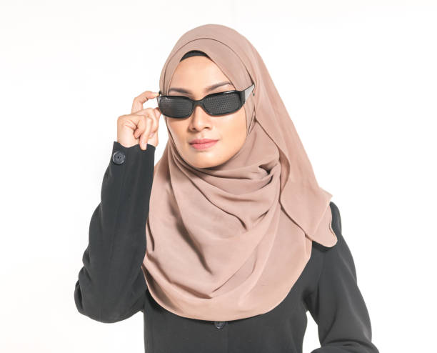 istock Veiled teenager 867339054