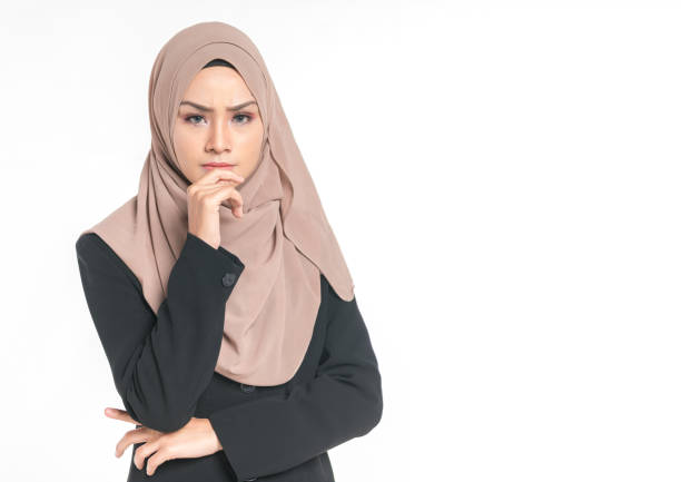 istock Veiled teenager 867341506