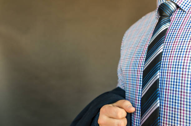 istock Business man in suit ready for meeting 867366530