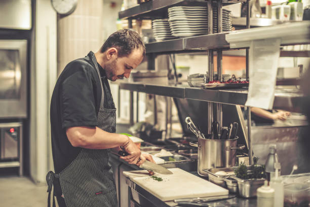 istock Chef is working in an italian restaurant 867377628