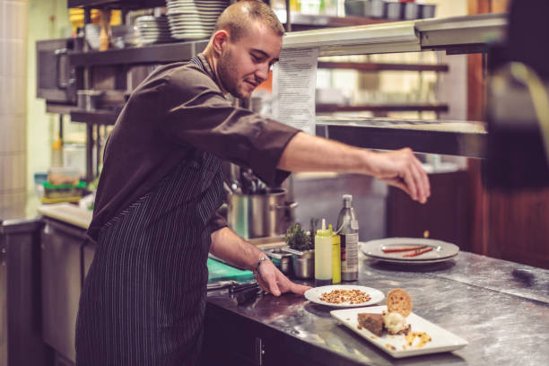istock Chef is working in an italian restaurant 867378172