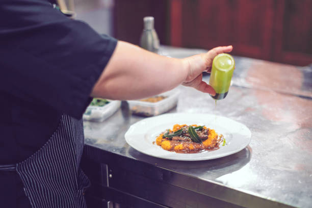 istock Chef is working in an italian restaurant 867381184