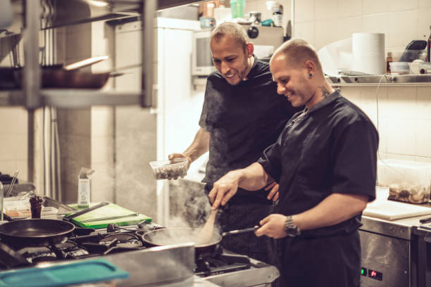 istock Working in an italian restaurant 867381256