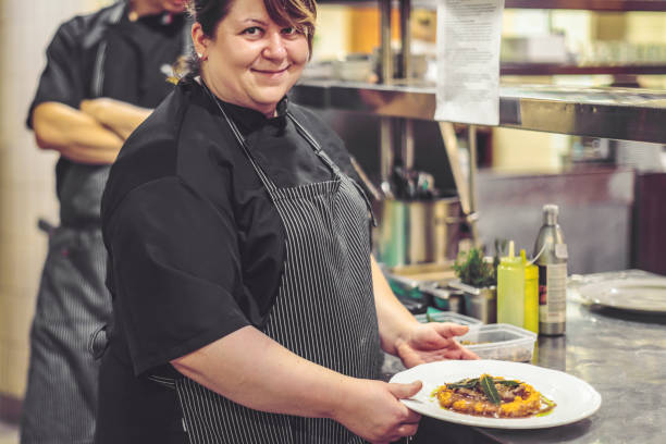istock Chef is working in an italian restaurant 867381810