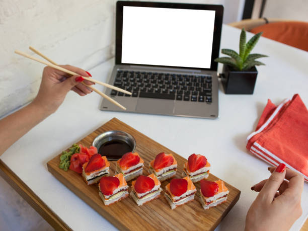 istock advertisement e-commerce food blog meal concept 867391552