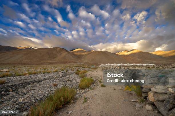 Pangong Tso Mountain Stock Photo - Download Image Now - Asia, Blue, Cloud - Sky