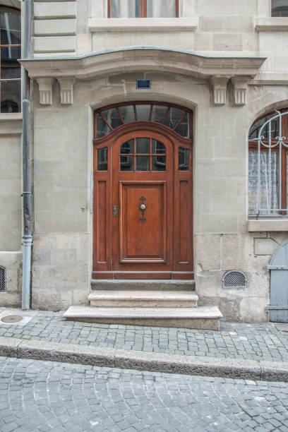 istock Old wooden door 867530852