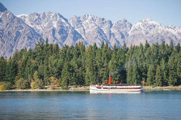 Looking across the spectacular blue waters of Lake Pukaki towards Mt Cook/Aoraki, on New Zealand's South Island.