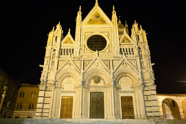 istock Siena cathedral night view, Tuscany, Italy 867723004