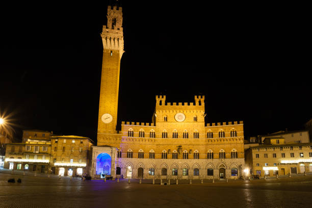 istock Siena night view, Tuscany, Italy 867739556