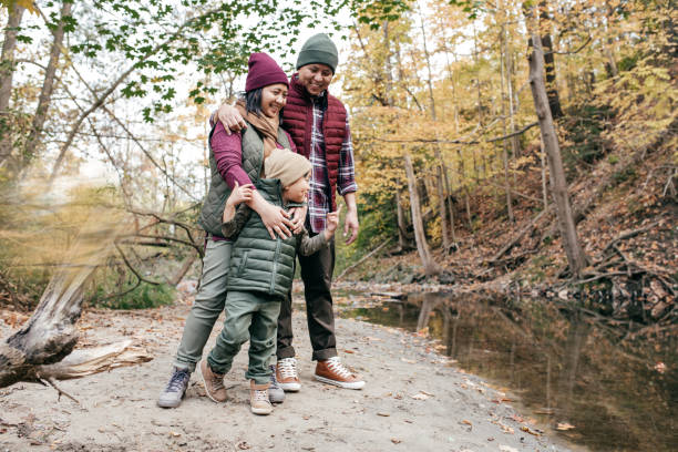 istock family holidays in the fall 867754382