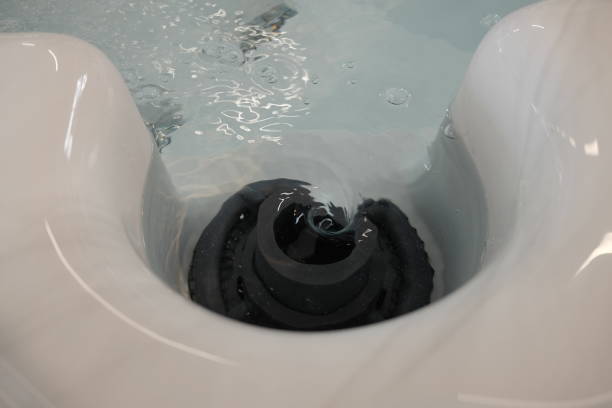 istock details hot tub 867827436