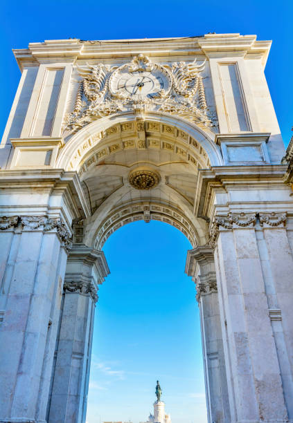 istock Rua Augusta Arch Baixa Palace Square Lisbon Portugal 867862312