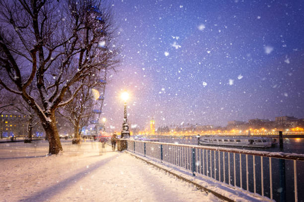 istock Snow covered Jubilee Gardens in London at dusk 867882398