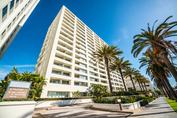 istock Waterfront Apartment building in Santa Monica, USA 867886906