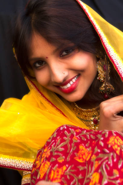 азиатская невеста - beautiful make up elegance glamour стоковые фото и изображения