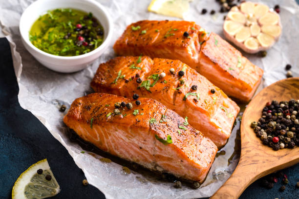 istock Delicious fried salmon fillet 867913168
